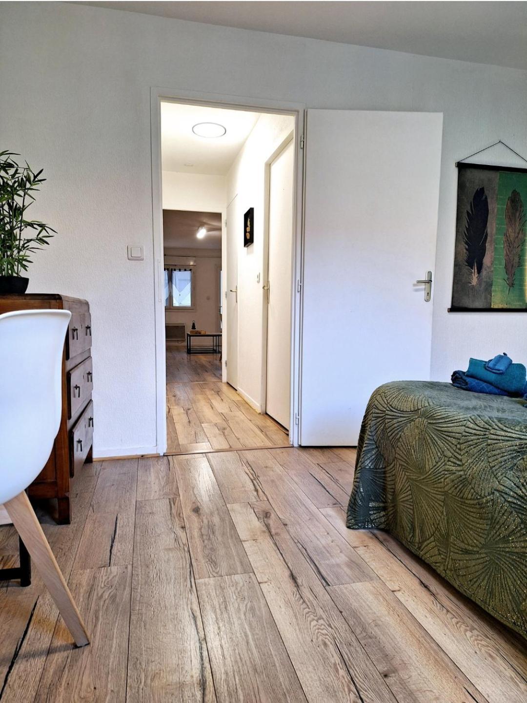 Appartement Cosy Proche Gare - Fibre Optique Et Parking Angoulême Exterior foto