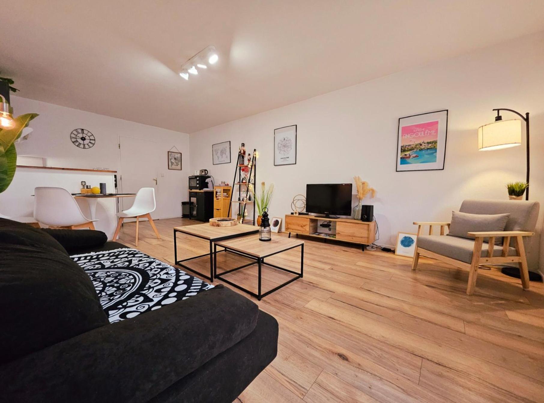 Appartement Cosy Proche Gare - Fibre Optique Et Parking Angoulême Exterior foto
