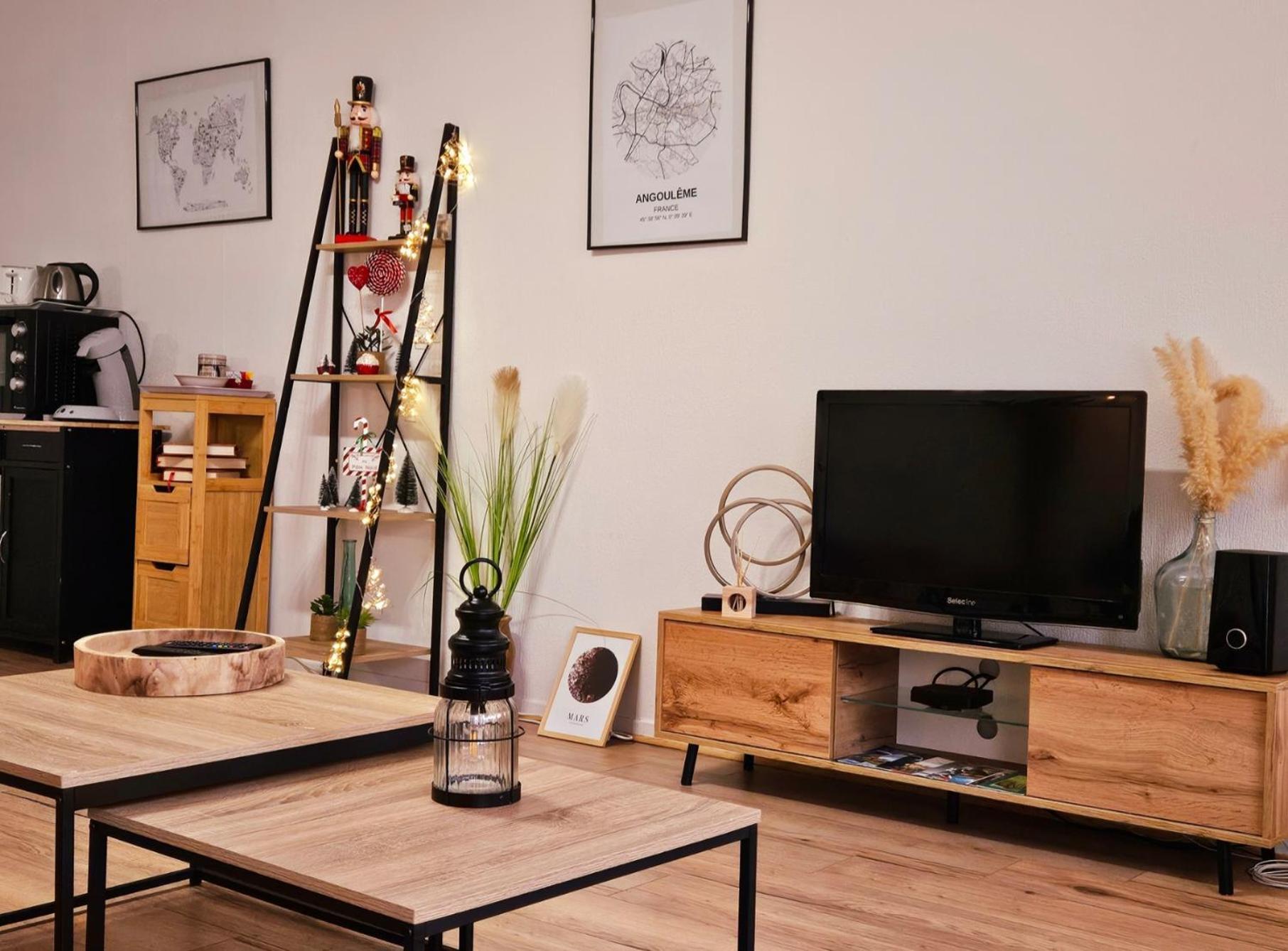 Appartement Cosy Proche Gare - Fibre Optique Et Parking Angoulême Exterior foto